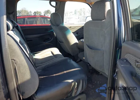 2004 Chevrolet Avalanche 1500 z USA, uszkodzony, nr VIN 3GNEC12T34G280810